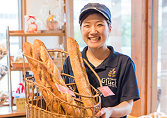 Backerei Gluck.（ベッカライ グリュック） 店主　喜納 智子さん