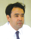 喜山荘一氏