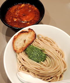 海老トマトつけ麺 850円