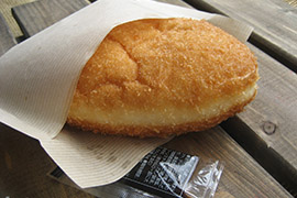 ビ－フカレ－パン ソ－スつき