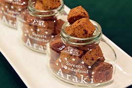 モラセスキュ－ブ