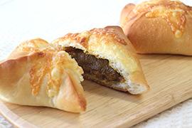 スパイシ－キ－マカレ－パン