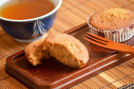 ほうじ茶黒豆まどれ－ぬ