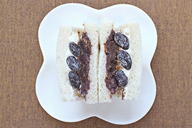黒豆おはぎのおやつサンド