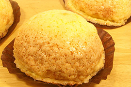 ゴ－ルデンメロンパン