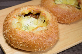 焼きチ－ズカレ－パン