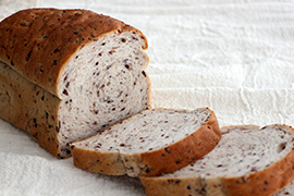 １７穀食パン