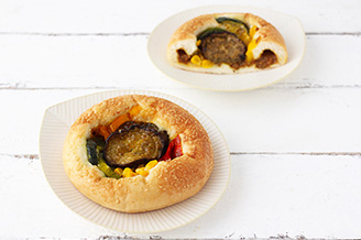 5種の夏野菜のカレ－ピザ風パン