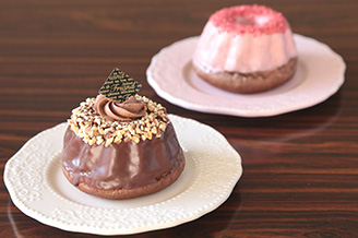 クグロフショコラ（スイ－ト・ストロベリ－）