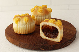 バタ－香るビ－フシチュ－パン