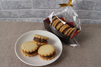 サブレサンド（ヘ－ゼルナッツショコラ）